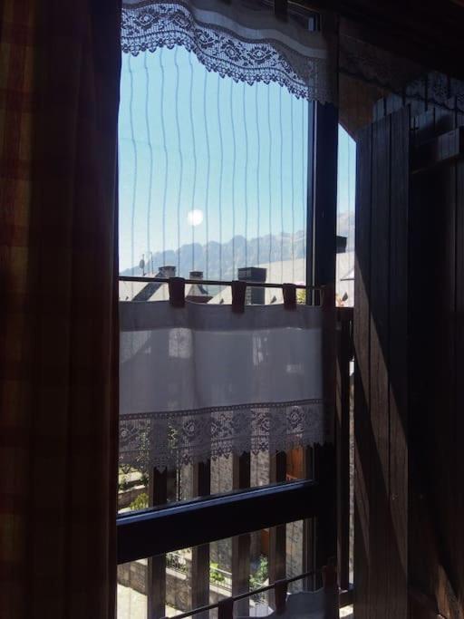 شقة Atico En Pleno Pirineo إل بويو دي جاكا المظهر الخارجي الصورة